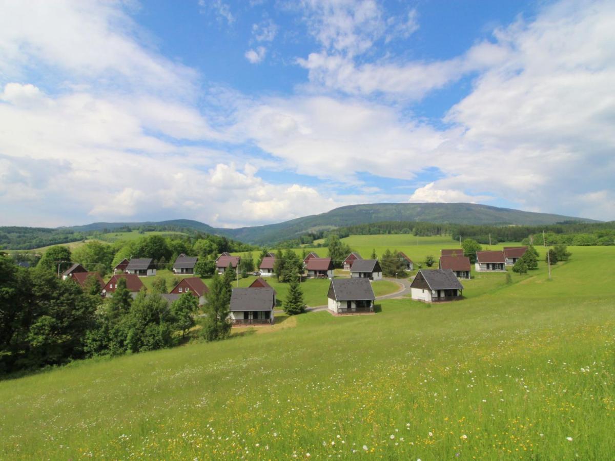 Holiday Home Holiday Hill 60 By Interhome Cista  Zewnętrze zdjęcie